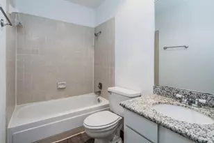 10811 Richmond Ave, Houston, TX 77042 - Photo 8