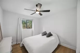 15807 Danford Dr, Houston, TX 77053 - Photo 12