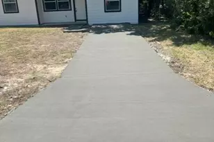 5258 Burma Rd, Houston, TX 77033 - Photo 2