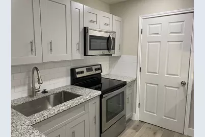 5258 Burma Road, Houston, TX 77033 - Photo 6