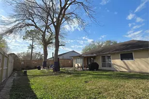 17706 Heritage Creek Dr, Webster, TX 77598 - Photo 34