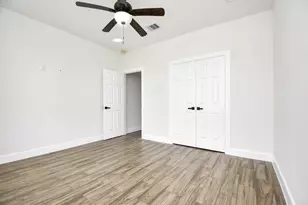 643 Lone Star Trail, Angleton, TX 77515 - Photo 30