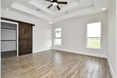 643 Lone Star Trail, Angleton, TX 77515 - Photo 16