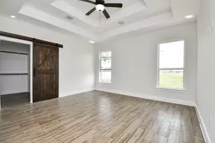 643 Lone Star Trail, Angleton, TX 77515 - Photo 16
