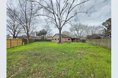 9814 Kiwi Lane, Conroe, TX 77385 - Photo 12