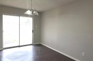 9814 Kiwi Ln, Conroe, TX 77385 - Photo 6