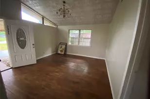 2635 Knotty Oaks Trail, Houston, TX 77045 - Photo 8