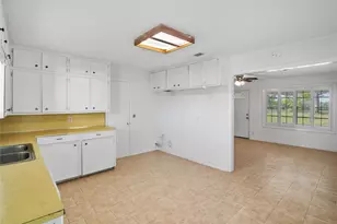 36622 Tompkins Rd, Hempstead, TX 77445 - Photo 22