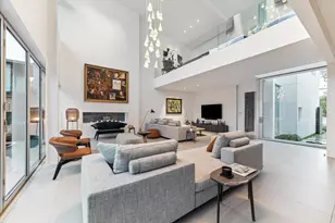 2169 University Blvd, Houston, TX 77030 - Photo 8