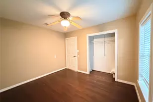 8234 Bonner Dr, Houston, TX 77017 - Photo 14
