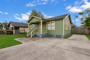 404 E 29th St, Houston, TX 77008 - Photo 2