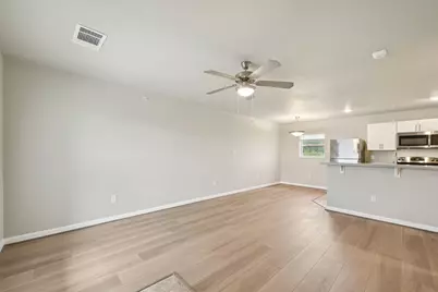 274 Plez Morgan Drive #F, Montgomery, TX 77356 - Photo 6