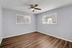 238 Sleepy Hollow Dr, Lake Jackson, TX 77566 - Photo 22