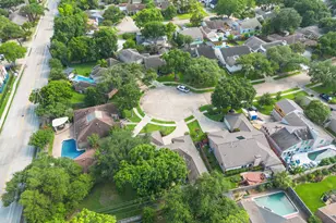 11306 Ella Lee Ln, Houston, TX 77077 - Photo 38