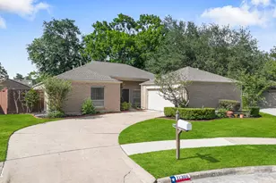 11306 Ella Lee Ln, Houston, TX 77077 - Photo 36