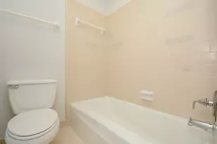 7222 Pella Dr, Houston, TX 77036 - Photo 2