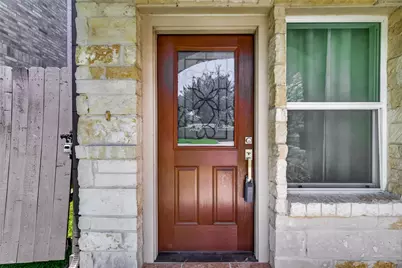 2211 Silverbonnet Street, Houston, TX 77055 - Photo 4