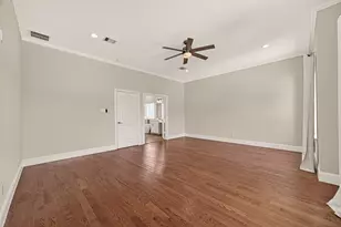 2211 Silverbonnet St, Houston, TX 77055 - Photo 28