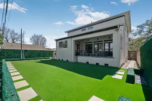 4704 Willow St, Bellaire, TX 77401 - Photo 46