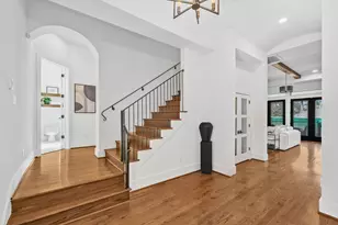 4704 Willow St, Bellaire, TX 77401 - Photo 8