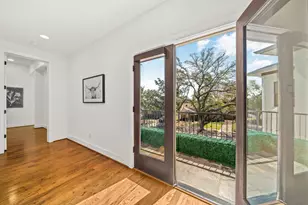 4704 Willow St, Bellaire, TX 77401 - Photo 26