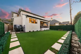 4704 Willow St, Bellaire, TX 77401 - Photo 4