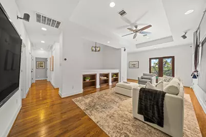 4704 Willow Street, Bellaire, TX 77401 - Photo 26