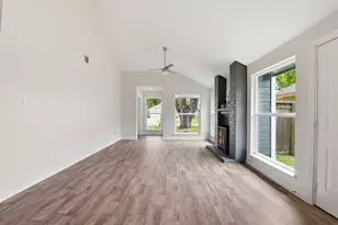 13747 Vickston Ln, Houston, TX 77014 - Photo 16