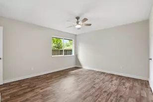 13747 Vickston Ln, Houston, TX 77014 - Photo 24