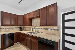 2219 Sealy St, Galveston, TX 77550 - Photo 24