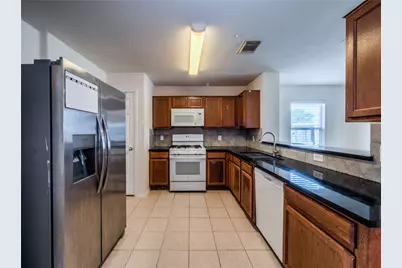 7831 Crescent Village Lane, Richmond, TX 77407 - Photo 4