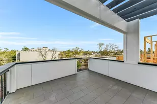 806 Fisher St, Houston, TX 77018 - Photo 2