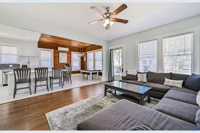 3519 Avenue R 1/2, Galveston, TX 77550 - Photo 8