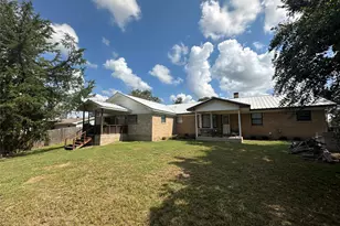 510 N Ray St, Buffalo, TX 75831 - Photo 8