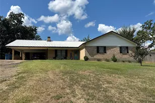 510 N Ray St, Buffalo, TX 75831 - Photo 2