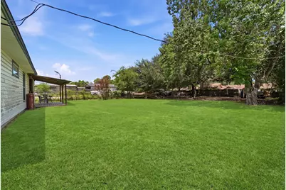 717 Bolling Lane, Houston, TX 77076 - Photo 14
