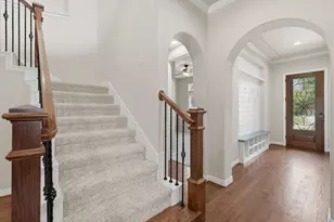 126 E Cove View Trail, The Woodlands, TX 77389 - Photo 4