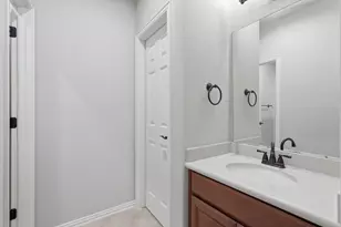 126 E Cove View Trail, The Woodlands, TX 77389 - Photo 38