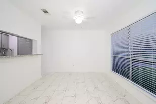 8615 Belle Park Dr, Houston, TX 77099 - Photo 10