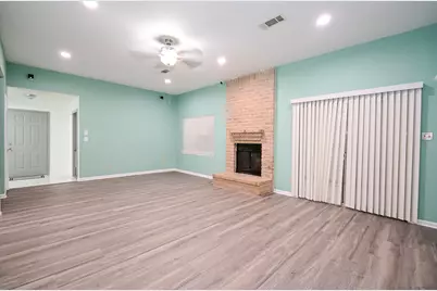 8615 Belle Park Drive, Houston, TX 77099 - Photo 12