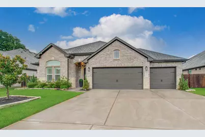 125 Dorado Drive, Friendswood, TX 77546 - Photo 2