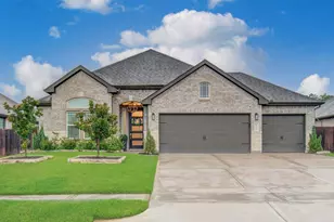 125 Dorado Dr, Friendswood, TX 77546 - Photo 1
