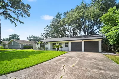 9323 Meadowbriar Lane, Houston, TX 77063 - Photo 2