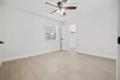 9323 Meadowbriar Lane, Houston, TX 77063 - Photo 18