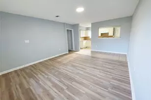 1728 W 8th St, Freeport, TX 77541 - Photo 10