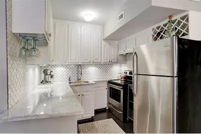 3401 Timmons Lane #26, Houston, TX 77027 - Photo 8