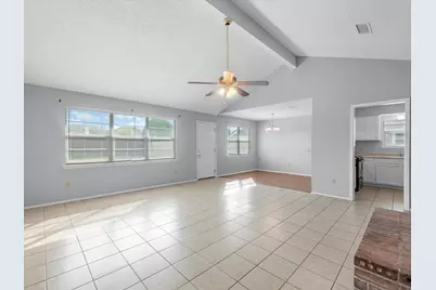 11942 Silver Island Circle, Houston, TX 77067 - Photo 2