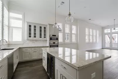 2613 Maxroy Street, Houston, TX 77007 - Photo 8
