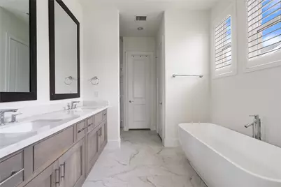 2613 Maxroy Street, Houston, TX 77007 - Photo 22