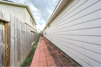 8738 Trenton Landing Lane, Richmond, TX 77407 - Photo 30